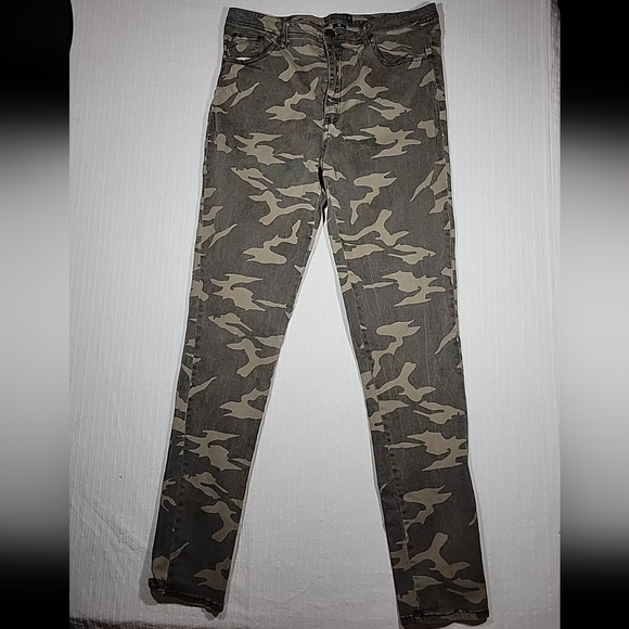 RF Premium Jeans Size 15 Brown/Green Camo - Picture 1 of 7